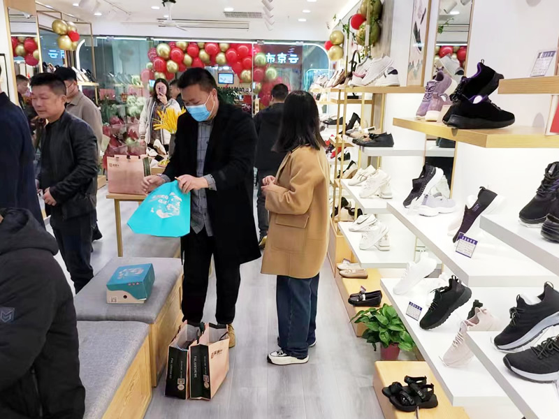 實(shí)體鞋店的鞋子利潤(rùn)多大才賺錢？